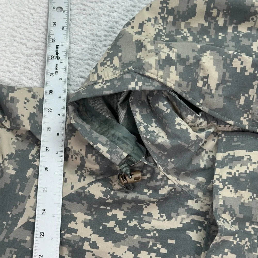US Military Parka Size XL Cold Weather Camo Gen II ECWCS **Seam Tape Failure**